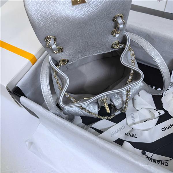 2026127213711796 700